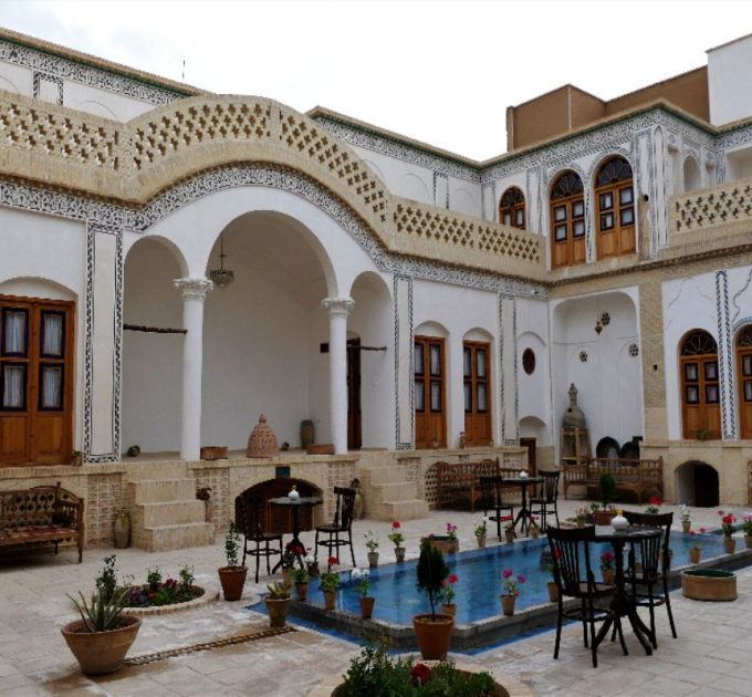 هتل بوتیک هتل صباغیان کاشان